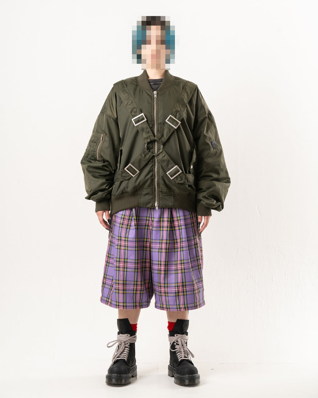 BOMBER JACKET